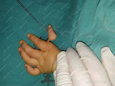 Μεταφέροντας ένα μωρό για δέκα μήνες, υποβάλλοντας 10 προγεννητικούς ελέγχους...